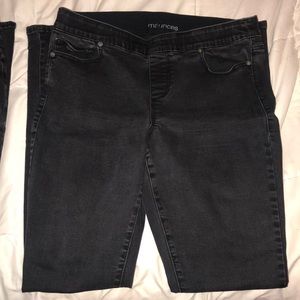 Maurice’s Black Distressed Jeggings